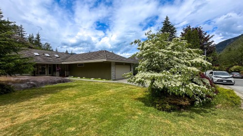 158 Stonegate Drive, West Vancouver, BC 