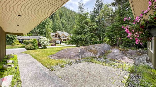 158 Stonegate Drive, West Vancouver, BC 