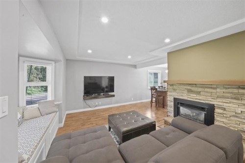 1128 Devon Street, Coquitlam, BC 