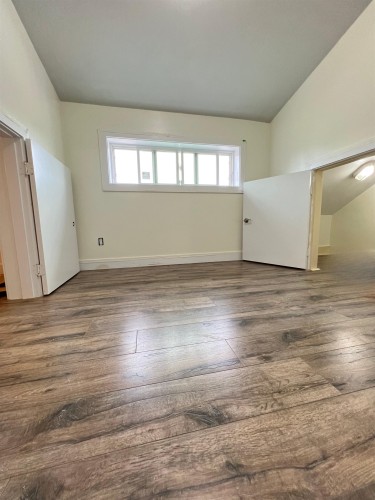 6752 Dumfries, Vancouver, BC 