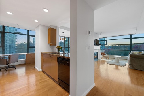 504-1790 Bayshore Drive, Vancouver, BC 