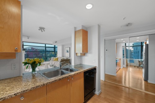 504-1790 Bayshore Drive, Vancouver, BC 