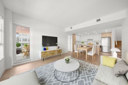 504-4788 Hastings Street  Burnaby, BC V5C 0P4