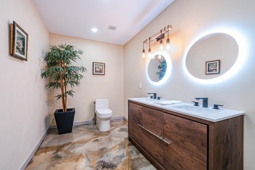 594 Craigmohr Drive, West Vancouver, BC 