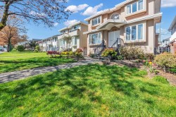 3919 Pine Street  Burnaby, BC V5G 1Z3