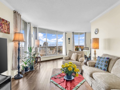 1609-2024 Fullerton Avenue, North Vancouver, BC 