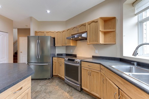 1077 Riverside Drive, Port Coquitlam, BC 