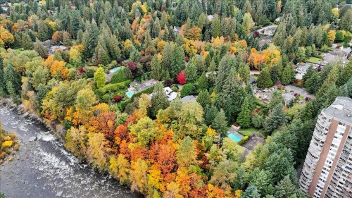 360 Keith Road, West Vancouver, BC 