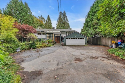 360 Keith Road, West Vancouver, BC 