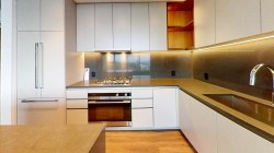 33xx-720 Farrow Street  Burnaby, BC V3J 0P3