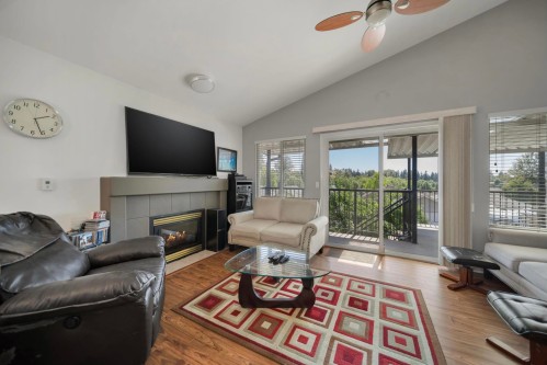 23860 118 Avenue, Maple Ridge, BC 