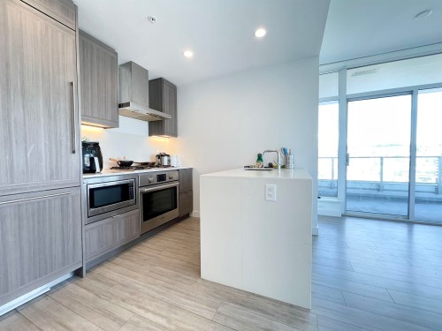 1604-2351 Beta Avenue, Burnaby, BC 