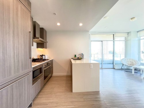 1604-2351 Beta Avenue, Burnaby, BC 