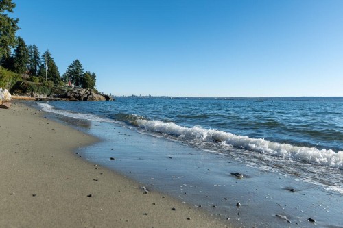 3248 Marine Drive, West Vancouver, BC 