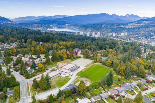 2988 Fleet Street, Coquitlam, BC 