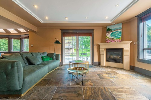 9260 Sidaway Road, Richmond, BC 