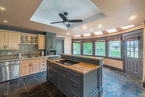 9260 Sidaway Road, Richmond, BC 
