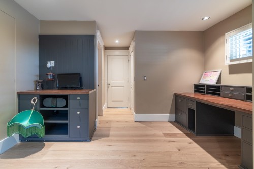 9260 Sidaway Road, Richmond, BC 