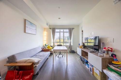 206-4033 May Drive, Richmond, BC 