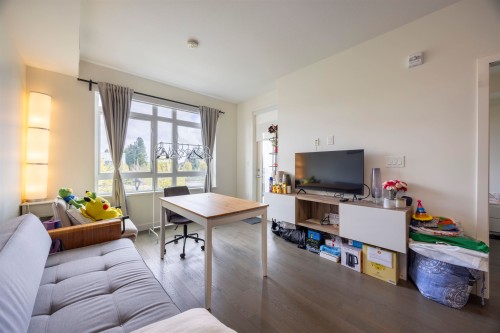 206-4033 May Drive, Richmond, BC 