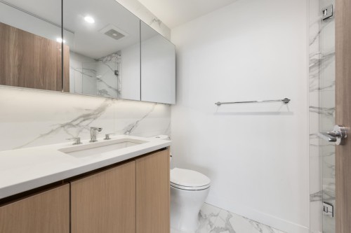 3204-4890 Lougheed Highway, Burnaby, BC 