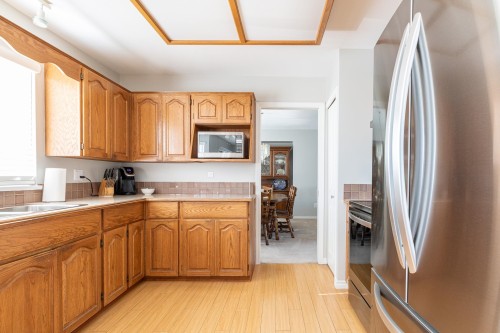 2658 Delahaye Drive, Coquitlam, BC 