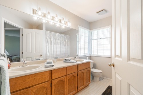 2658 Delahaye Drive, Coquitlam, BC 