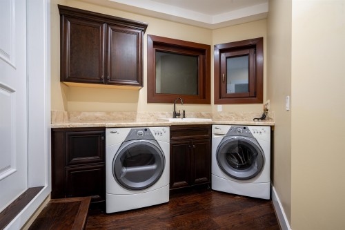 2336 Kadlec Court, West Vancouver, BC 