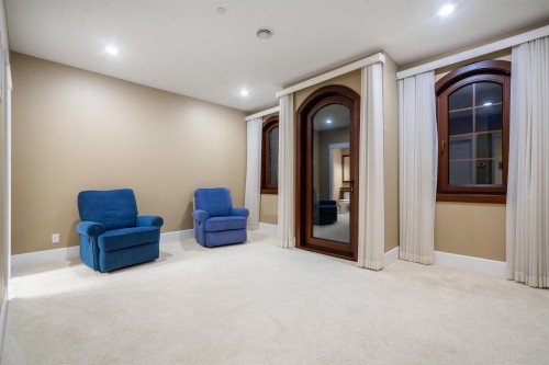 2336 Kadlec Court, West Vancouver, BC 