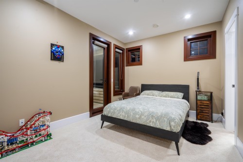 2336 Kadlec Court, West Vancouver, BC 