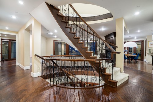 2336 Kadlec Court, West Vancouver, BC 