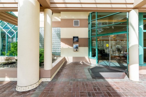 20C-338 Taylor Way, West Vancouver, BC 