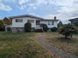 7258 Lancaster Place  Vancouver, BC V5S 3B4