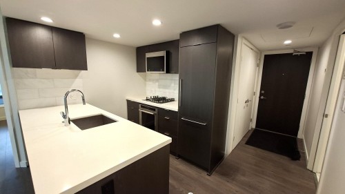 1905-8189 Cambie Street, Vancouver, BC 