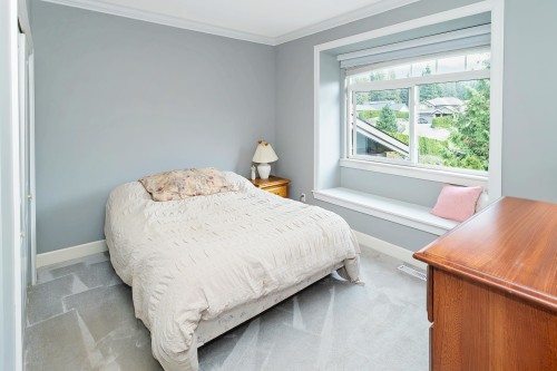 2915 Fern Drive, Anmore, BC 