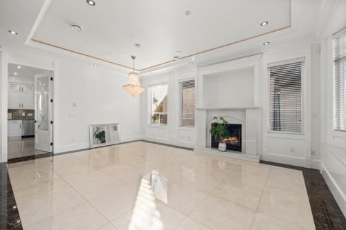 1060 57Th Avenue E, Vancouver, BC 