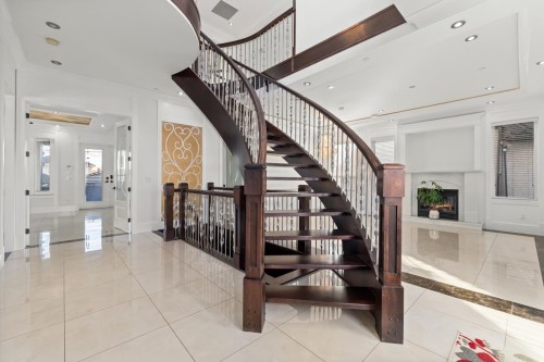 1060 57Th Avenue E, Vancouver, BC 