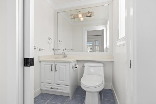 1060 57Th Avenue E, Vancouver, BC 