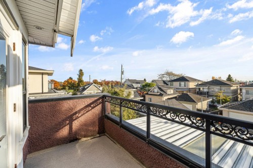 1060 57Th Avenue E, Vancouver, BC 