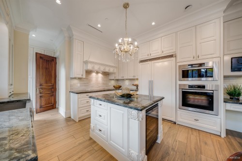 1332 47Th Avenue W, Vancouver, BC 