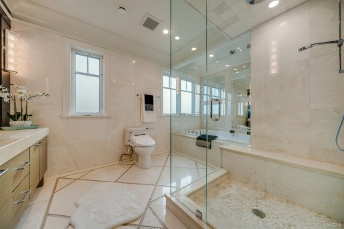 1332 47Th Avenue W, Vancouver, BC 