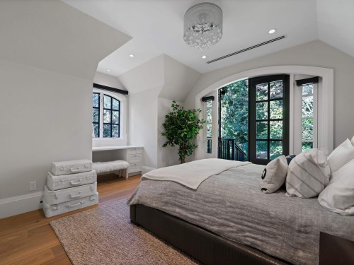 2985 Altamont Crescent, West Vancouver, BC 