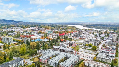 102-12310 222 Street, Maple Ridge, BC 