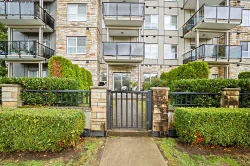 102-12310 222 Street, Maple Ridge, BC 