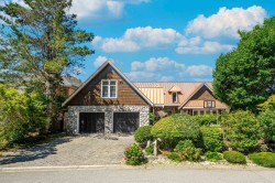 768 Tsawwassen Beach Road  Delta, BC V4M 2J3