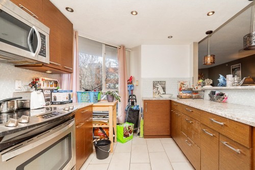 301-1185 Quayside Drive, New Westminster, BC 