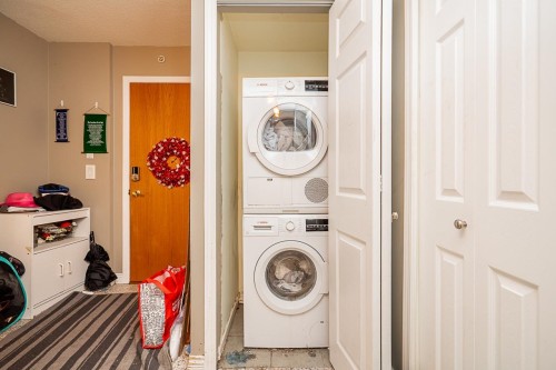 301-1185 Quayside Drive, New Westminster, BC 