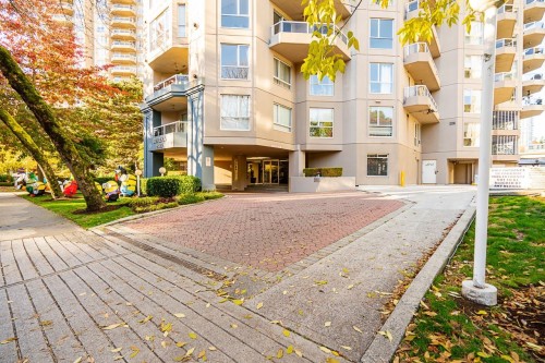 301-1185 Quayside Drive, New Westminster, BC 