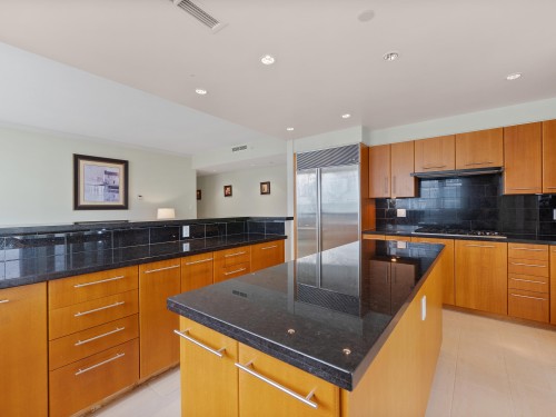 2502-323 Jervis Street, Vancouver, BC 