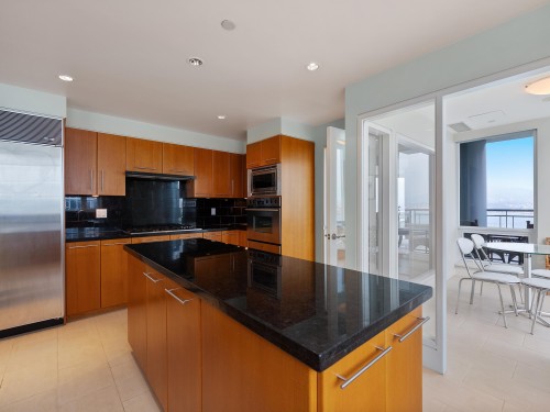 2502-323 Jervis Street, Vancouver, BC 